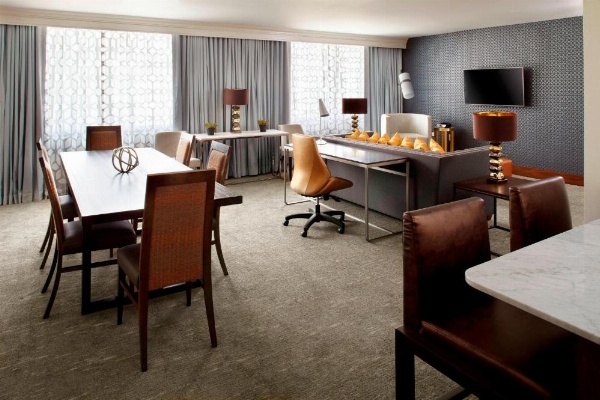 Raleigh Marriott Crabtree Valley image 21