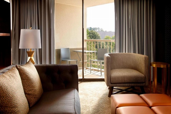 Raleigh Marriott Crabtree Valley image 24