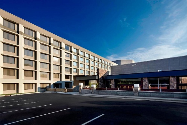 Raleigh Marriott Crabtree Valley image 29