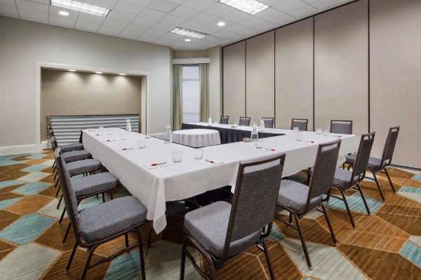 Raleigh Marriott Crabtree Valley image 30